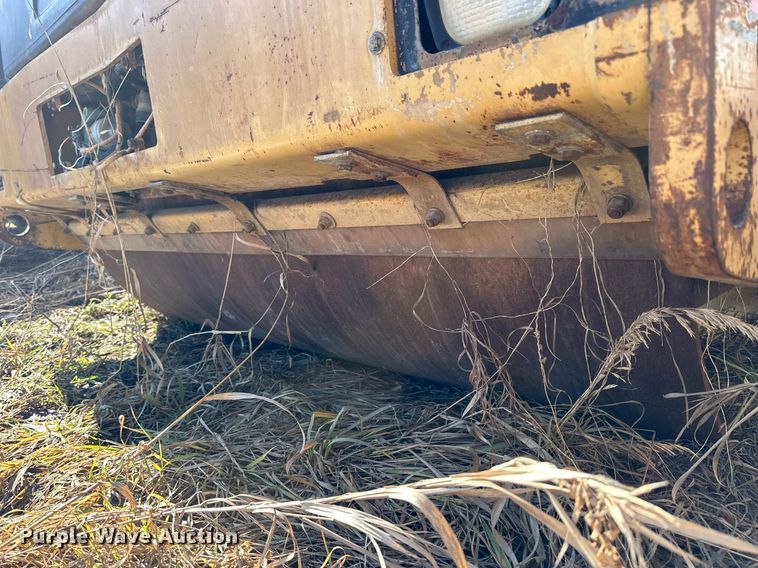 image for item NS9236 2000 Caterpillar CB-634C double drum vibratory roller