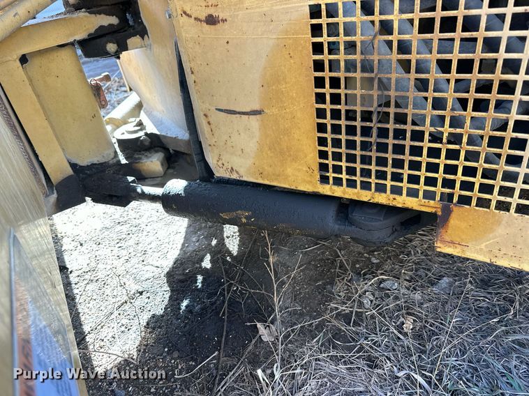 image for item NS9236 2000 Caterpillar CB-634C double drum vibratory roller