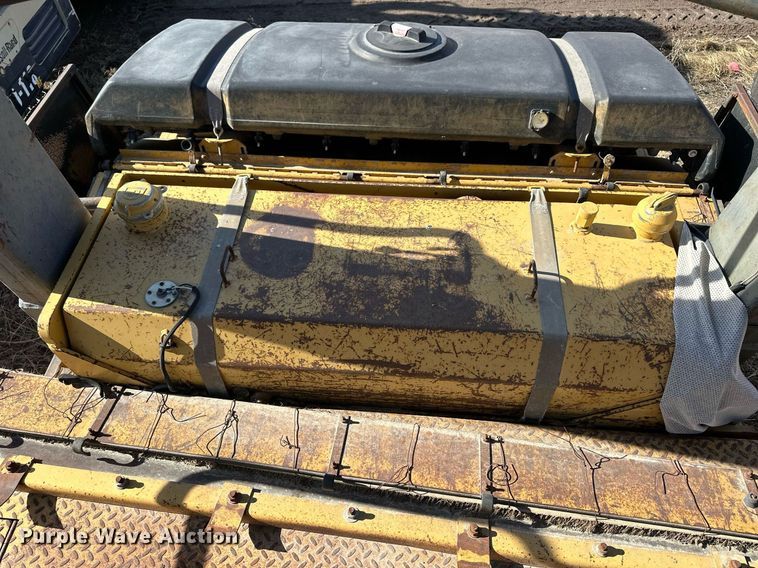 image for item NS9236 2000 Caterpillar CB-634C double drum vibratory roller