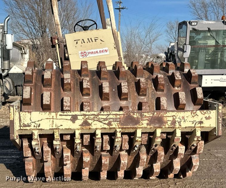 image for item NS9237 Tampo RP58D single drum vibratory roller