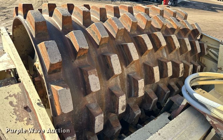 image for item NS9237 Tampo RP58D single drum vibratory roller