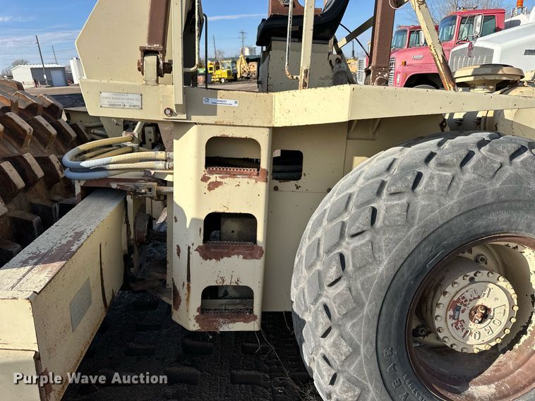 image for item NS9237 Tampo RP58D single drum vibratory roller