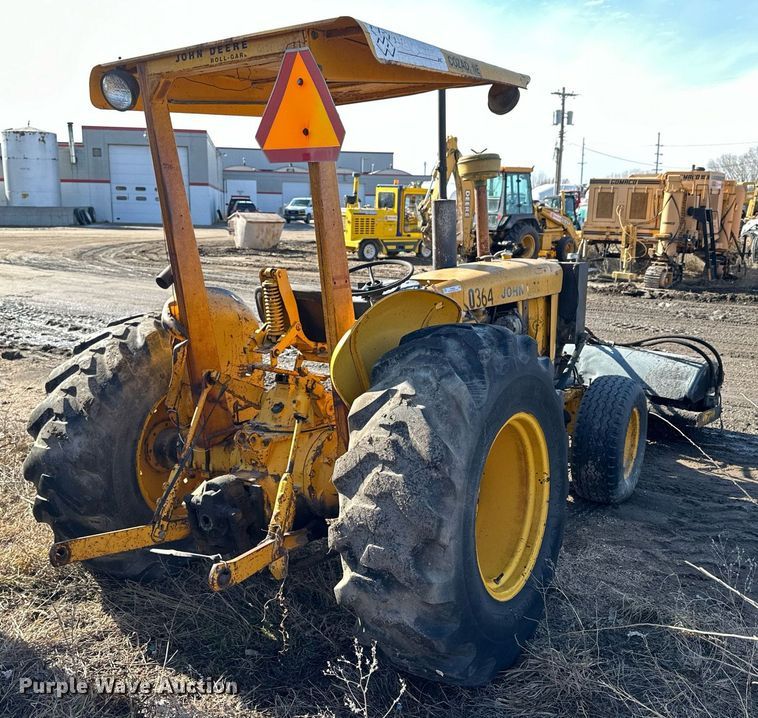 image for item NS9238 John Deere 401B tractor