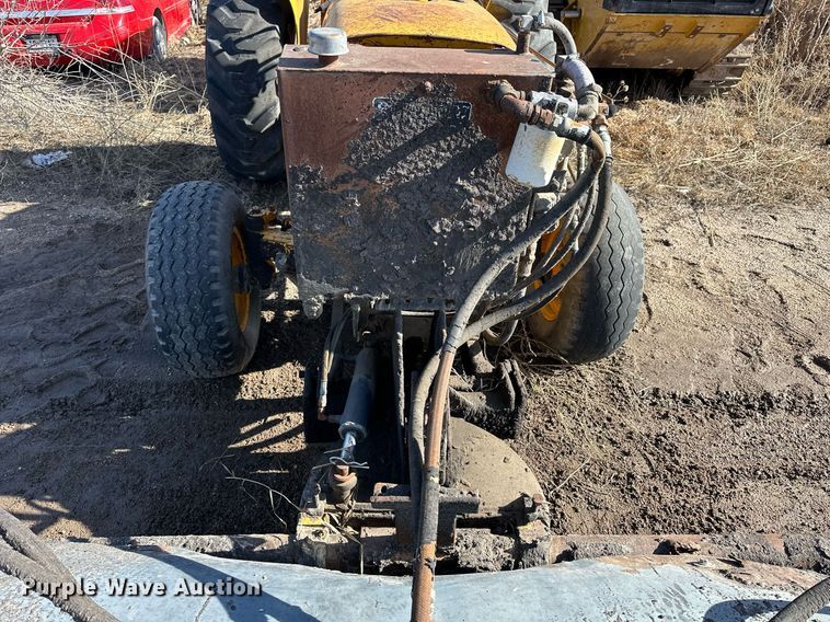 image for item NS9238 John Deere 401B tractor