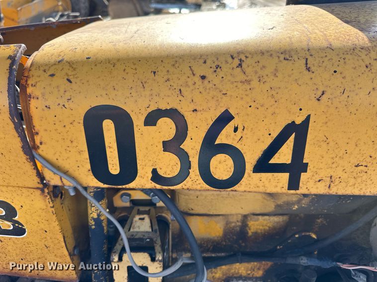 image for item NS9238 John Deere 401B tractor