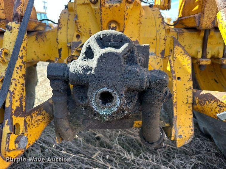 image for item NS9238 John Deere 401B tractor