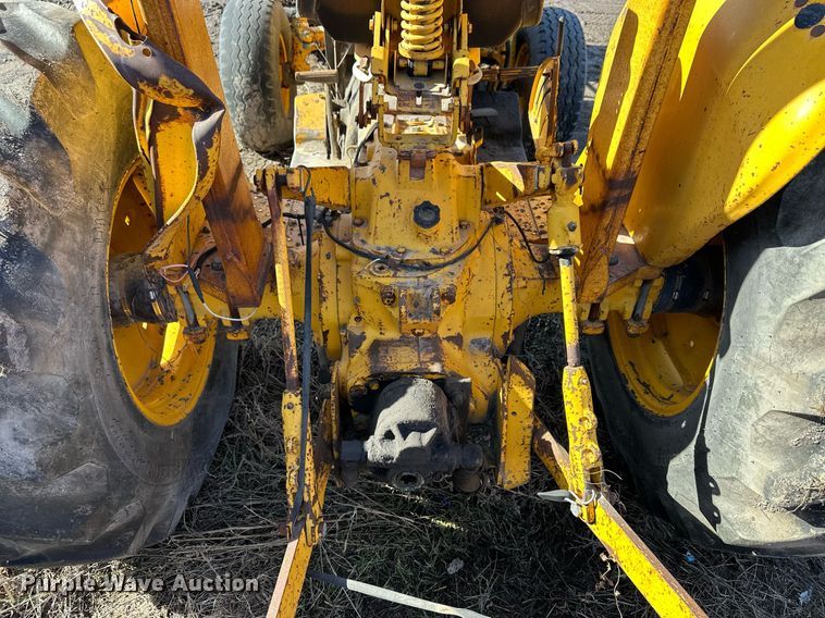 image for item NS9238 John Deere 401B tractor