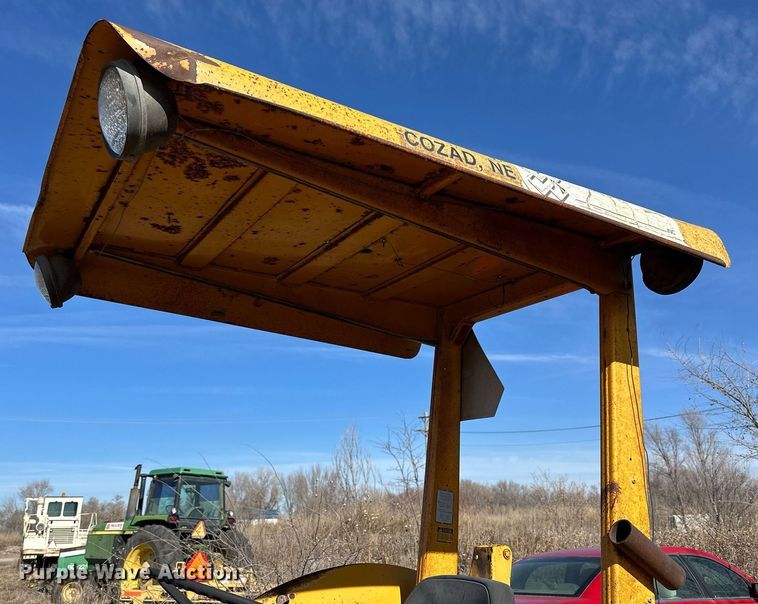 image for item NS9238 John Deere 401B tractor