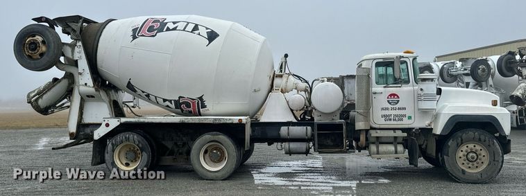 image for item OD9968 2000 Mack RD690S ready mix truck
