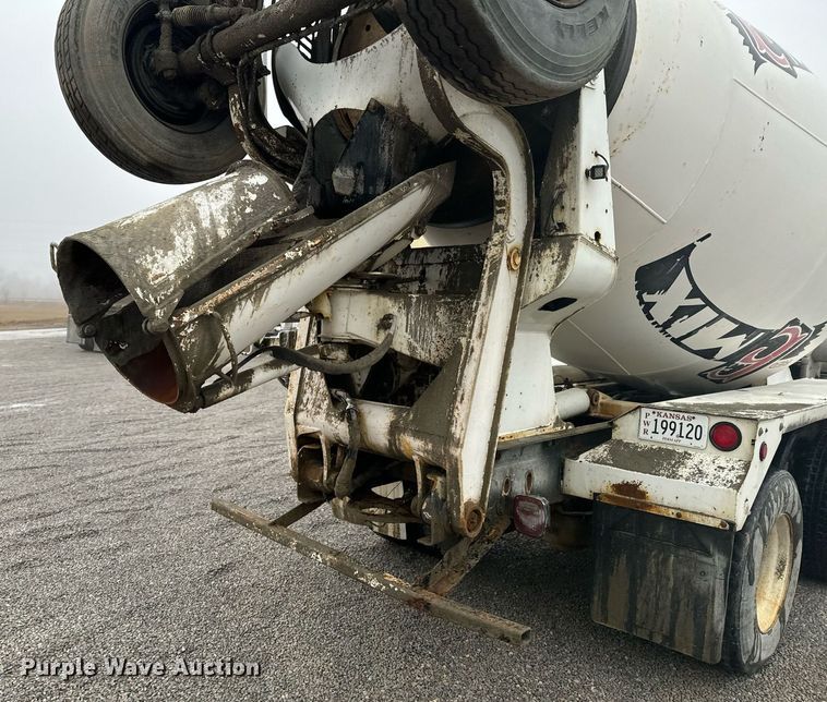 image for item OD9968 2000 Mack RD690S ready mix truck