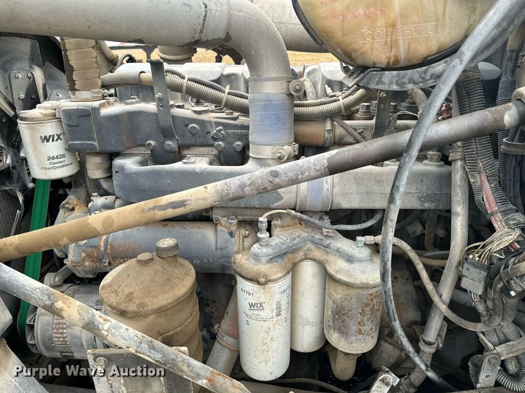 image for item OD9968 2000 Mack RD690S ready mix truck