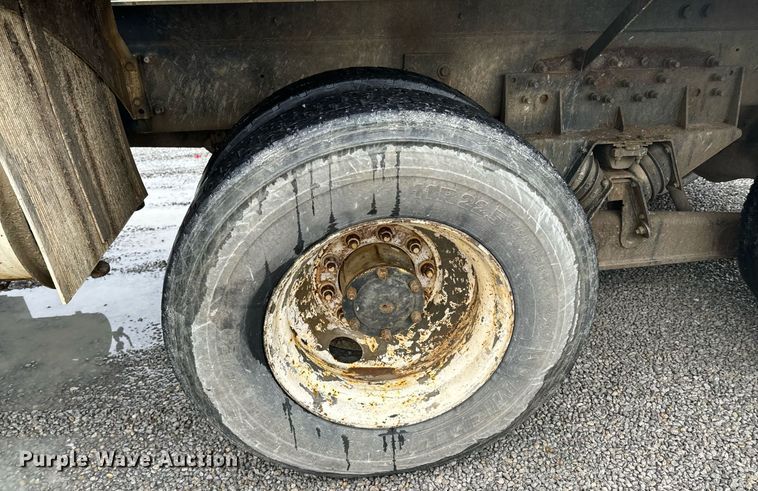 image for item OD9968 2000 Mack RD690S ready mix truck