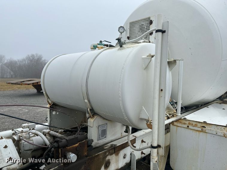 image for item OD9969 2002 Mack CV513 ready mix truck