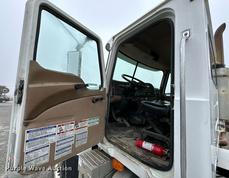 image for item OD9969 2002 Mack CV513 ready mix truck