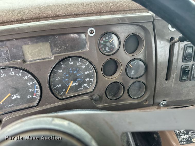 image for item OD9969 2002 Mack CV513 ready mix truck