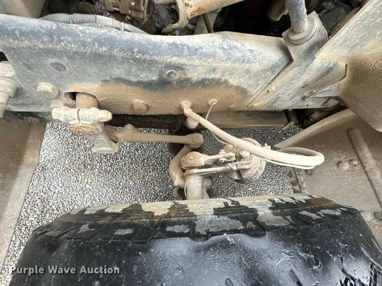 image for item OD9969 2002 Mack CV513 ready mix truck