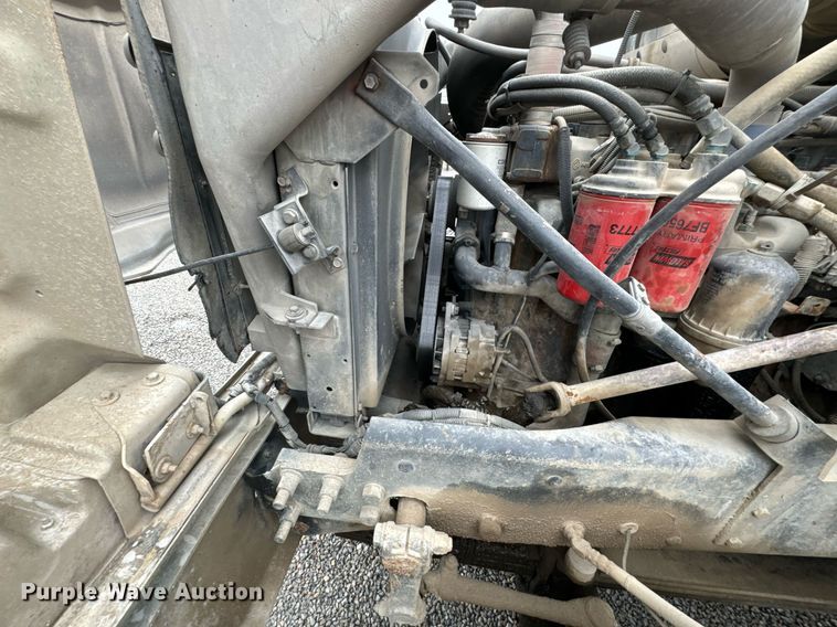 image for item OD9969 2002 Mack CV513 ready mix truck