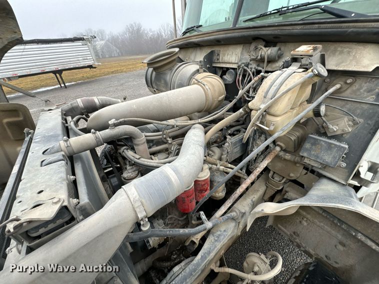 image for item OD9969 2002 Mack CV513 ready mix truck