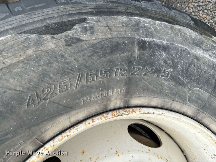 image for item OD9969 2002 Mack CV513 ready mix truck