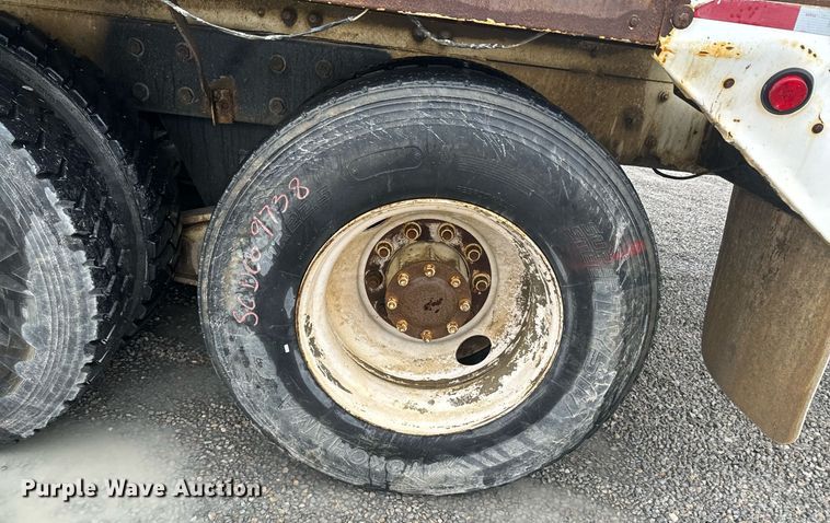 image for item OD9969 2002 Mack CV513 ready mix truck