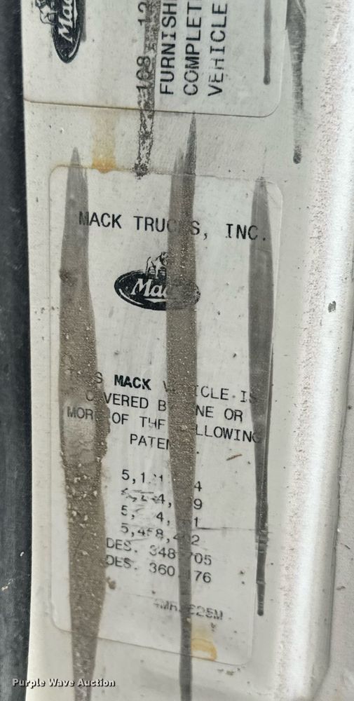 image for item OD9969 2002 Mack CV513 ready mix truck