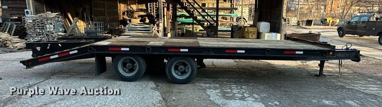 image for item OF9263 1994 Trail King  TK40LP equipment trailer