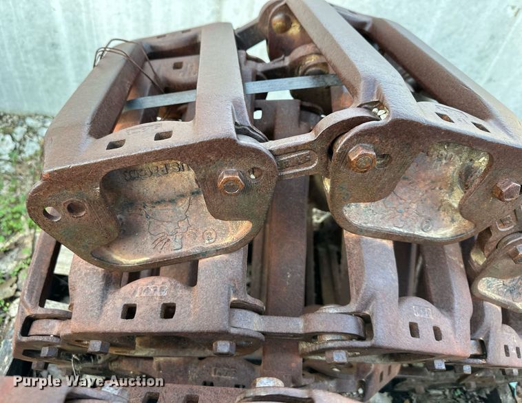image for item OF9267 Skid steer tracks