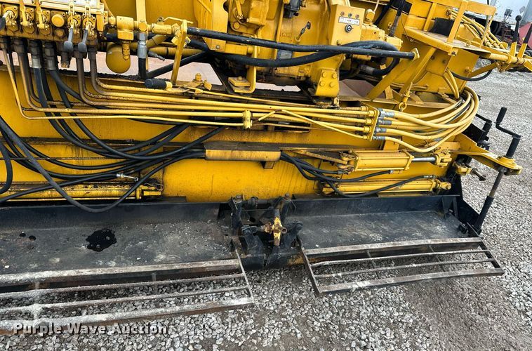 image for item OF9287 Leeboy  paver