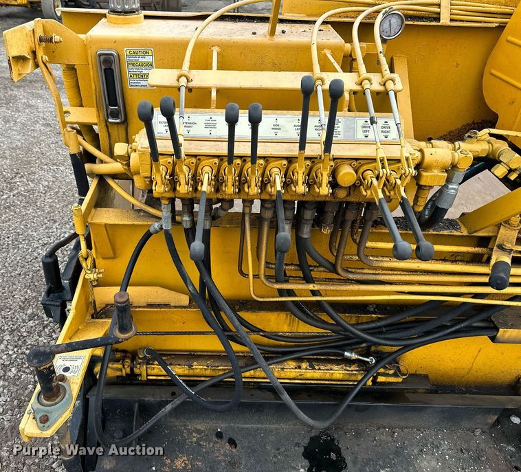 image for item OF9287 Leeboy  paver