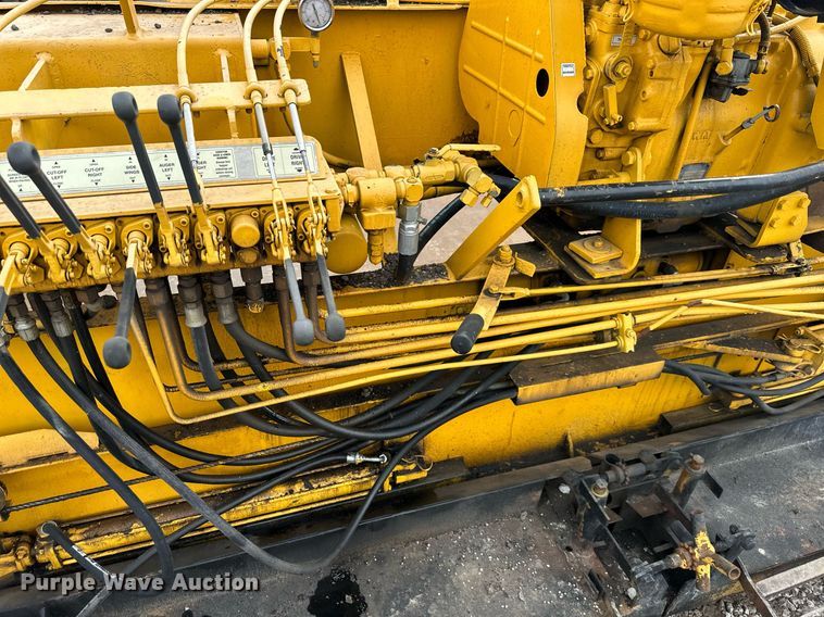 image for item OF9287 Leeboy  paver