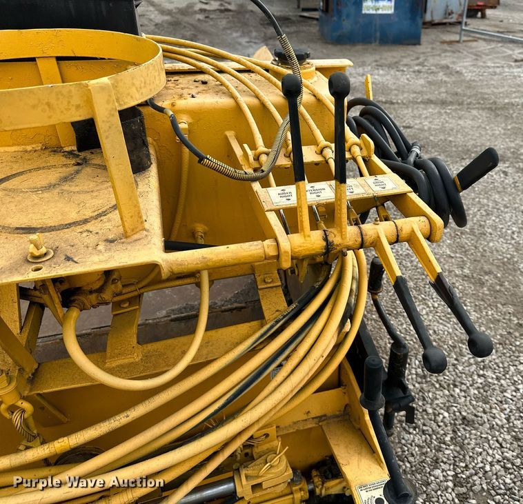 image for item OF9287 Leeboy  paver