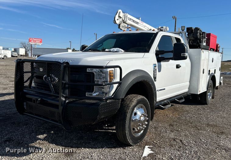 image for item OI9542 2018 Ford F450 Super Duty  SuperCab utility / service truck