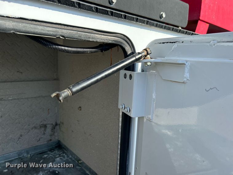 image for item OI9542 2018 Ford F450 Super Duty  SuperCab utility / service truck