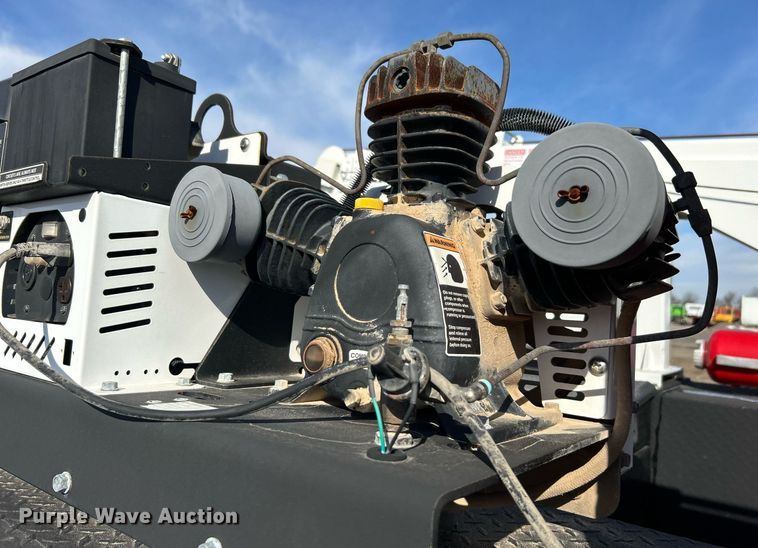 image for item OI9542 2018 Ford F450 Super Duty  SuperCab utility / service truck