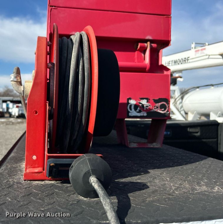 image for item OI9542 2018 Ford F450 Super Duty  SuperCab utility / service truck