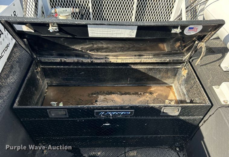 image for item OI9542 2018 Ford F450 Super Duty  SuperCab utility / service truck