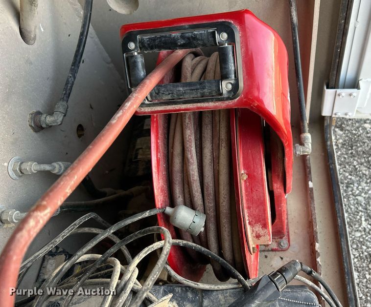 image for item OI9542 2018 Ford F450 Super Duty  SuperCab utility / service truck