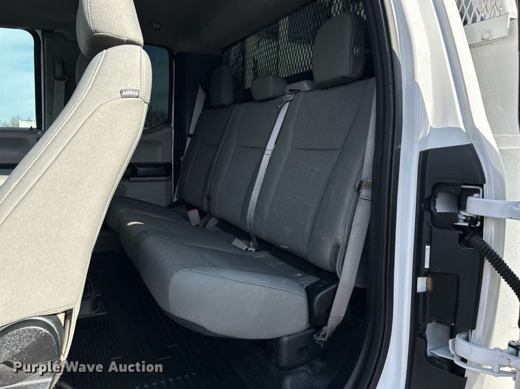 image for item OI9542 2018 Ford F450 Super Duty  SuperCab utility / service truck