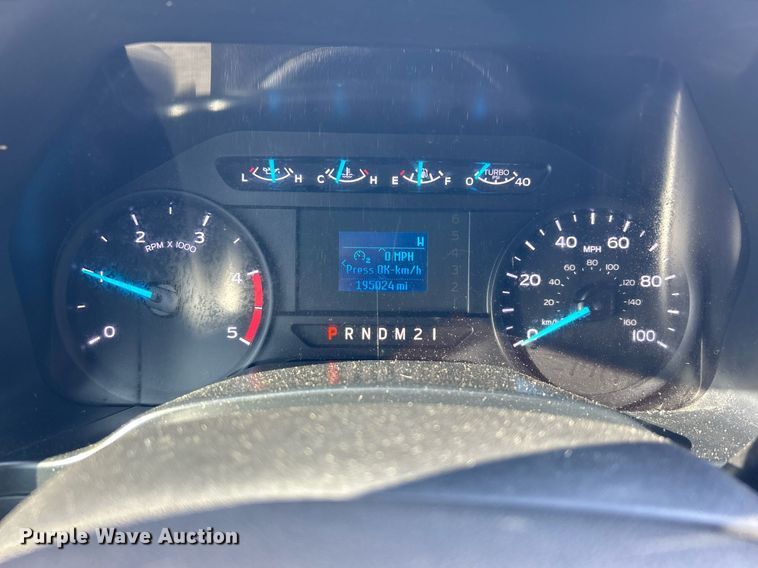 image for item OI9542 2018 Ford F450 Super Duty  SuperCab utility / service truck