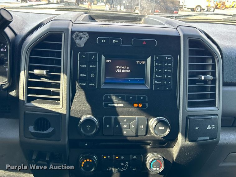 image for item OI9542 2018 Ford F450 Super Duty  SuperCab utility / service truck