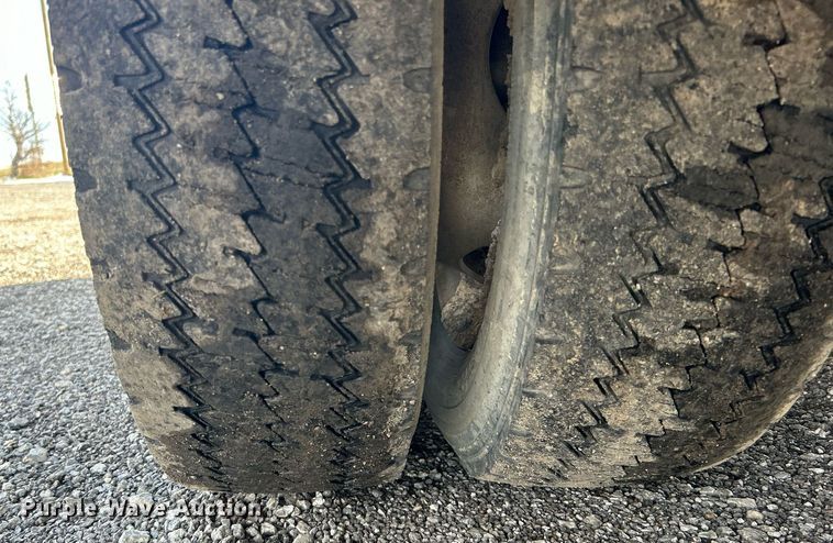 image for item OI9542 2018 Ford F450 Super Duty  SuperCab utility / service truck