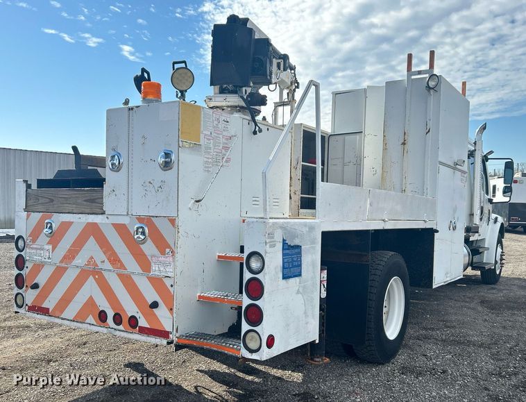 image for item OI9549 2007 Freightliner  M2 Business Class utility / service truck