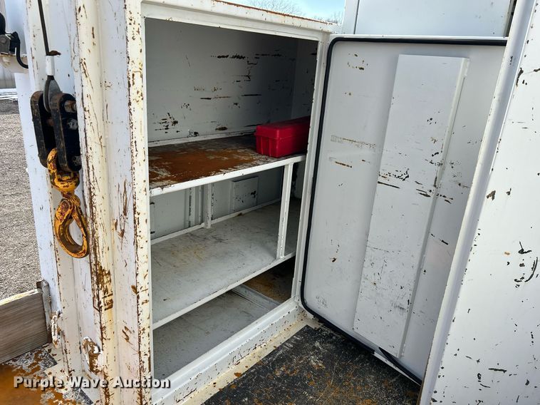 image for item OI9549 2007 Freightliner  M2 Business Class utility / service truck