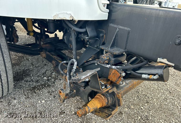 image for item OI9549 2007 Freightliner  M2 Business Class utility / service truck