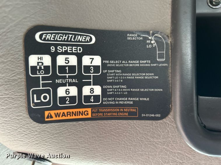 image for item OI9549 2007 Freightliner  M2 Business Class utility / service truck