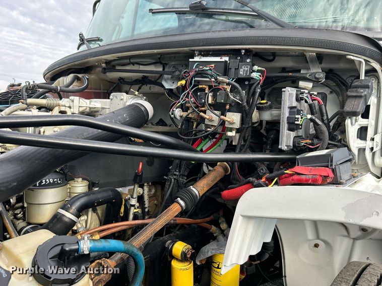 image for item OI9549 2007 Freightliner  M2 Business Class utility / service truck