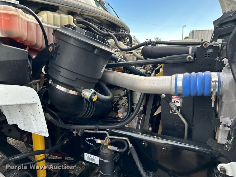 image for item OI9549 2007 Freightliner  M2 Business Class utility / service truck