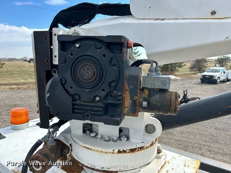 image for item OI9549 2007 Freightliner  M2 Business Class utility / service truck