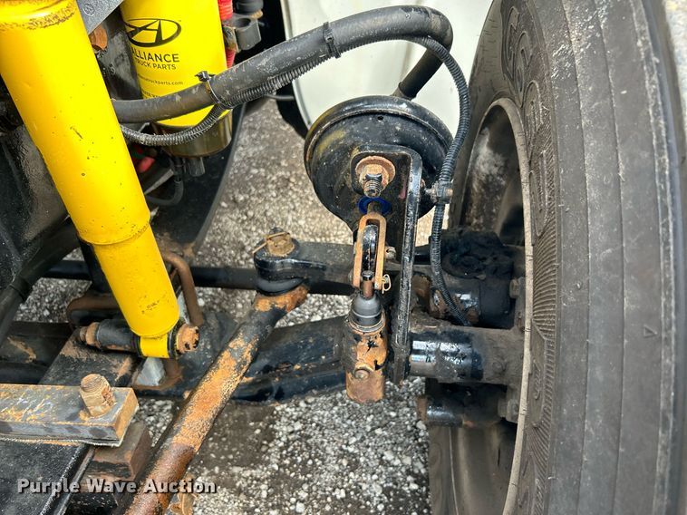 image for item OI9549 2007 Freightliner  M2 Business Class utility / service truck