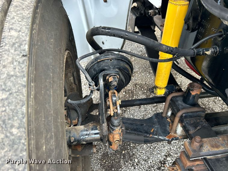 image for item OI9549 2007 Freightliner  M2 Business Class utility / service truck